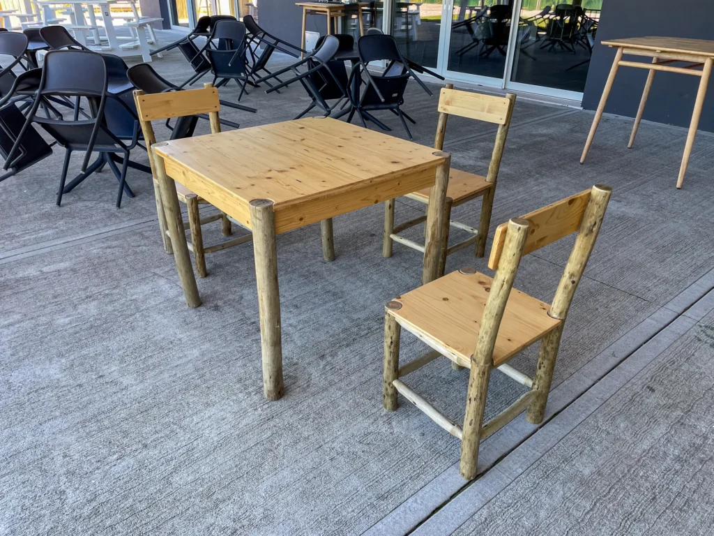 arredo-e-complementi-bamboo-canne-bambu-foglie-palma-canna-africana-gazebo-ombrelloni-chioschi-chiringuitos-verande-stabilimenti-balneari-lidi-ristoranti-spiagge-parchi-hotel-piscine-022