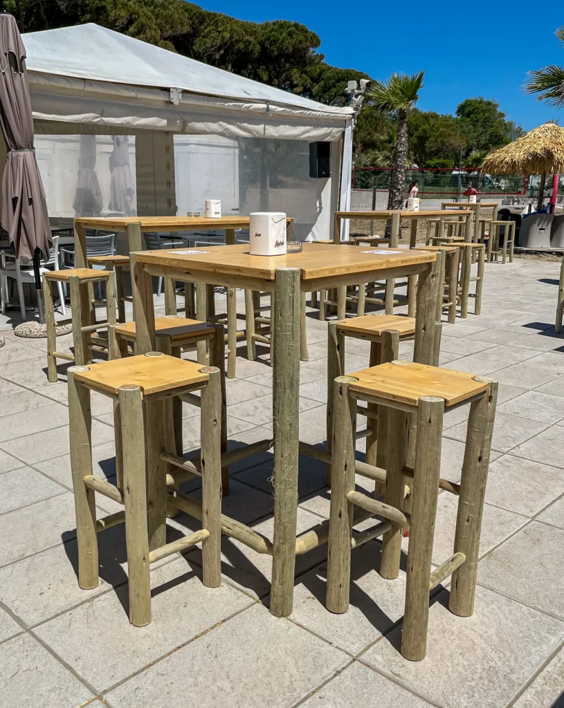 arredo-e-complementi-bamboo-canne-bambu-foglie-palma-canna-africana-gazebo-ombrelloni-chioschi-chiringuitos-verande-stabilimenti-balneari-lidi-ristoranti-spiagge-parchi-hotel-piscine-024