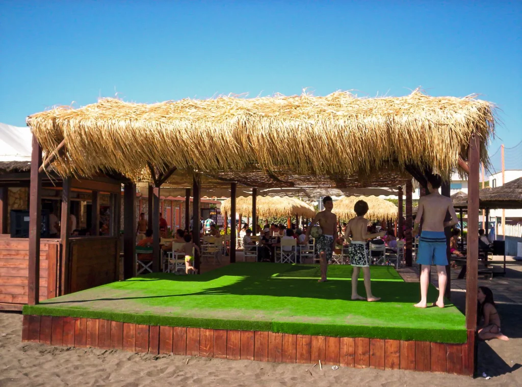 ombrellone-hawaiano-stile-hawaii-etnico-esotico-stabilimenti-balneari-lidi-ristoranti-spiagge-parchi-hotel-piscine-001