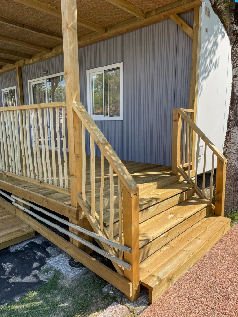 verande-paglia-bamboo-canne-bambu-foglie-palma-canna-africana-gazebo-ombrelloni-chioschi-chiringuitos-verande-stabilimenti-balneari-lidi-ristoranti-spiagge-parchi-hotel-piscine-004