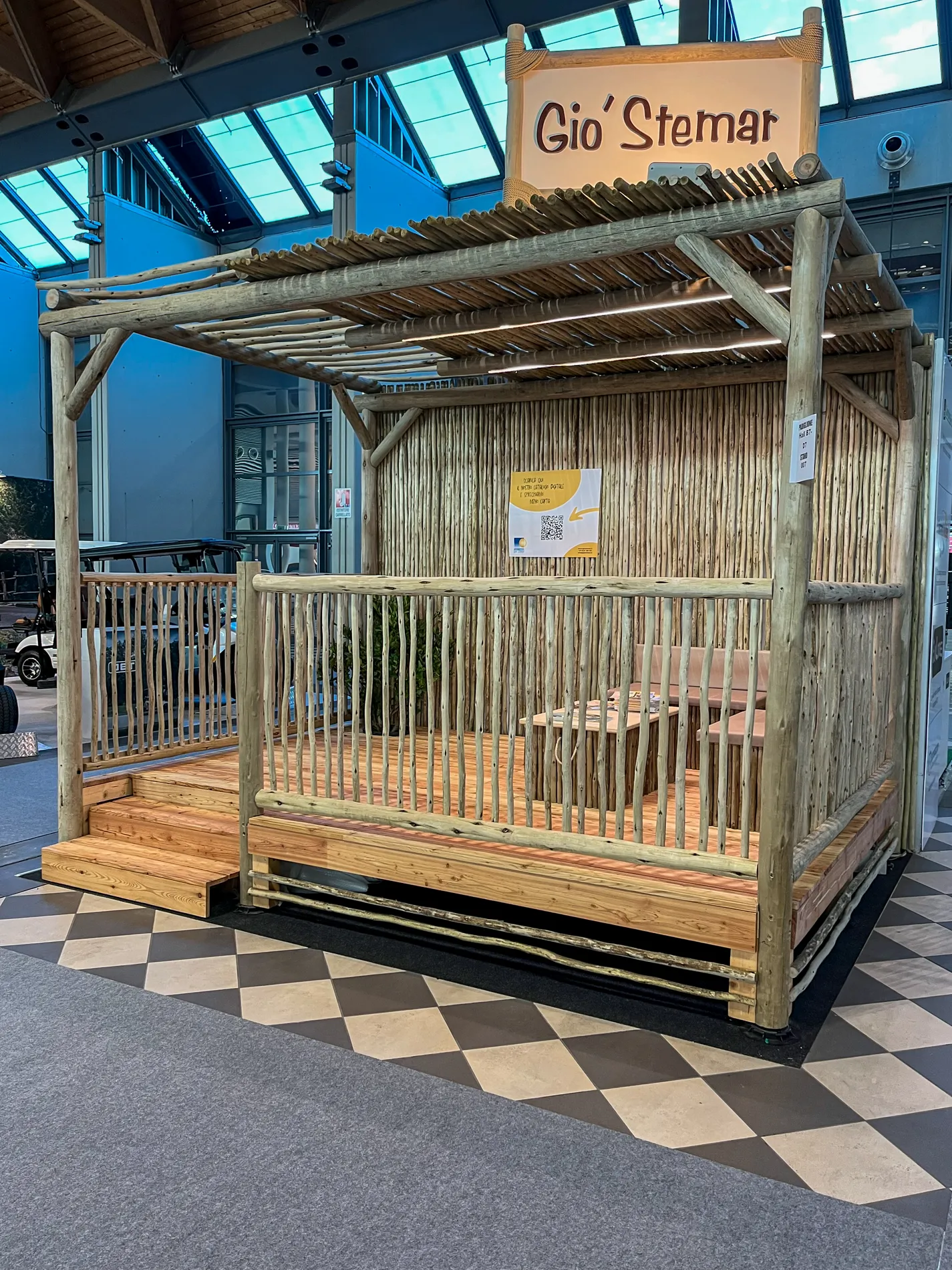 verande-paglia-bamboo-canne-bambu-foglie-palma-canna-africana-gazebo-ombrelloni-chioschi-chiringuitos-verande-stabilimenti-balneari-lidi-ristoranti-spiagge-parchi-hotel-piscine-005